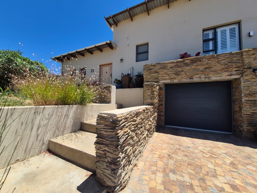 4 Bedroom Property for Sale in Fairway Heights Western Cape